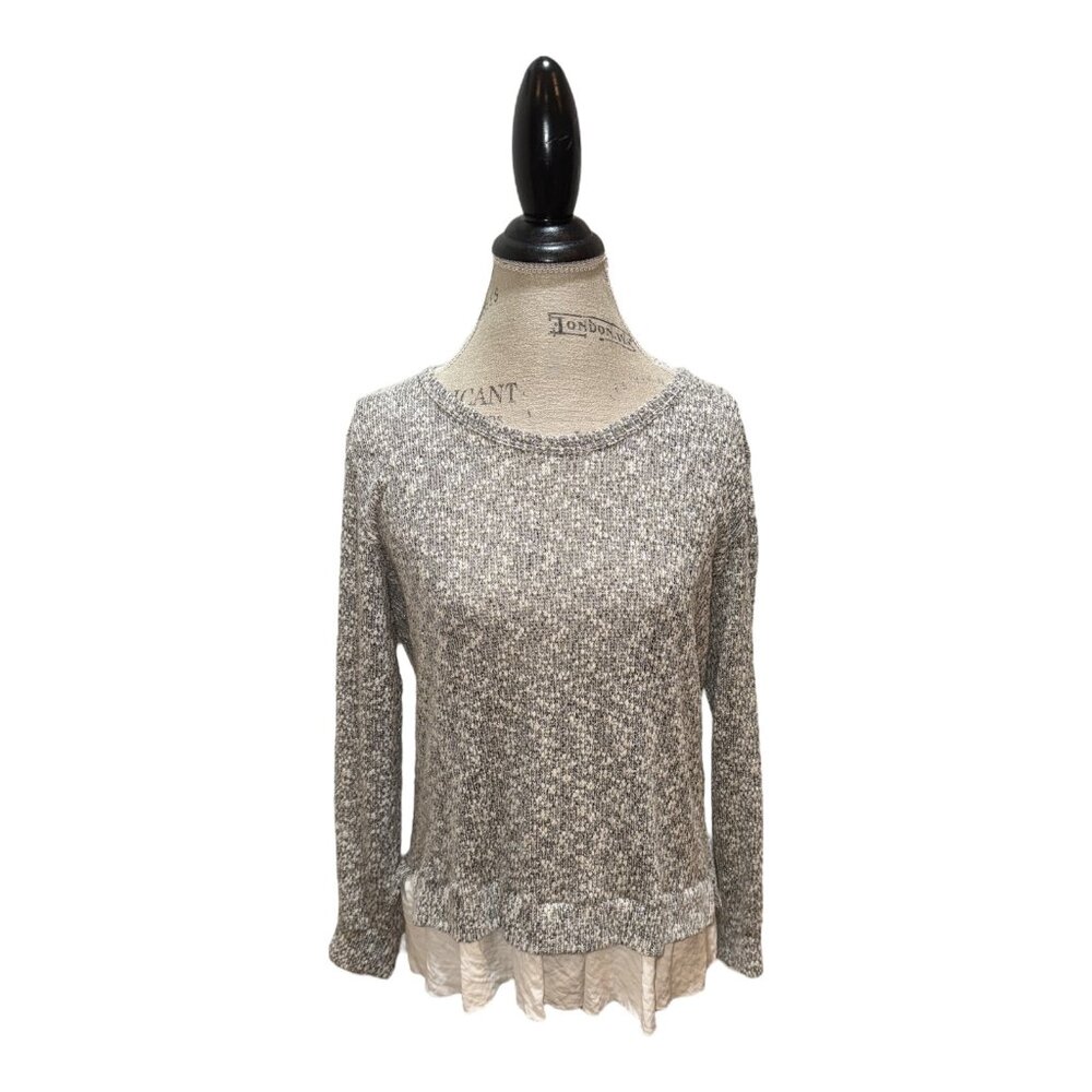 Clu + Willoughby Gray & White Sparkle Layer-Look Ruffled Tie Back Knit Top L